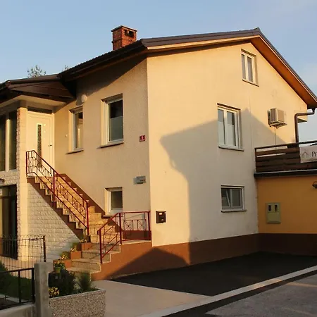 And Anica * Tolmin