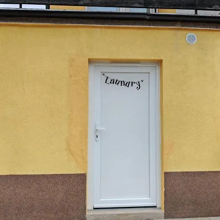 Gasthuis And Anica 3*